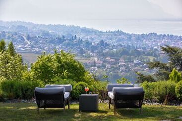 ホテル Du Léman   Jongny