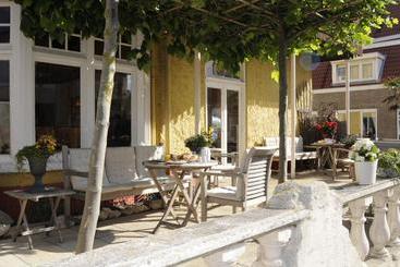 בית מלון כפרי Nehalennia