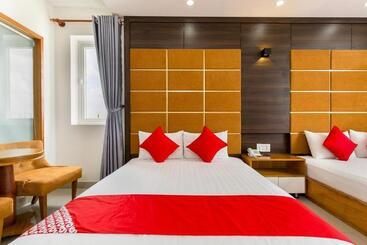 هتل Khách Sạn Thiên Cung