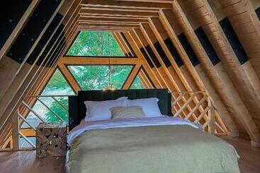 شقق خاصة سياحية Cervus Magura