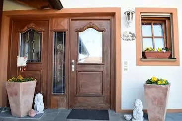 Turistihuoneistot Ferienwohnung Geiger