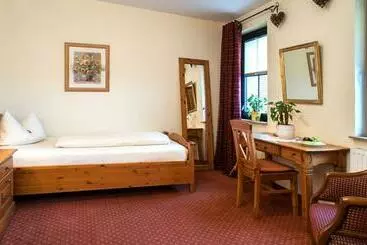 Hotelli Gasthof Sauerteig