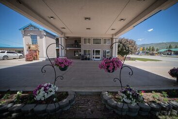 Otel Clover Creek Inn
