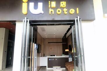 Iu Hotel Guiyang Olympic Sports Center China Resources Vientiane