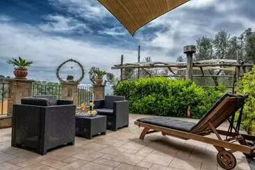 تختخواب و صبحانه Domus Ars Home