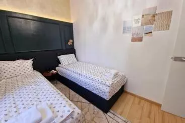 ツーリストアパートメント Fs Premium Apartment Near Sea Garden & Beach
