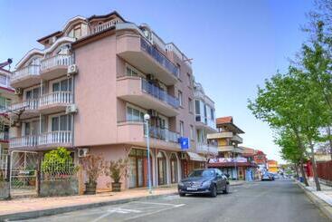 Pension Stella Del Mare Guest House