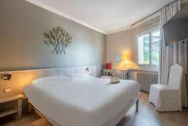 Hotelli Causse Comtal Rodez, The Originals Relais