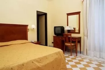 ホテル La Rondinella