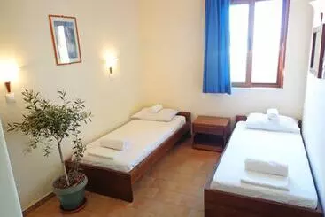 هتل The Windmills