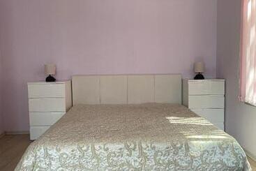 ツーリストアパートメント Apartment Mihaela