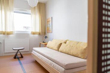 آپارتمان‌های توریست‌ها Helsinki Home By Johanna Gullichsen