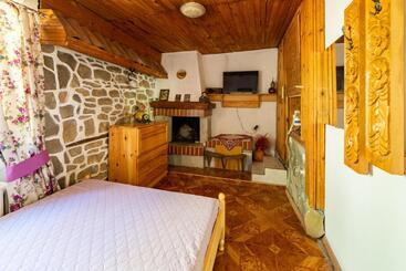 膳宿费 винената къща