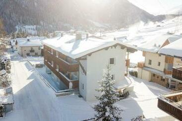 アパートホテル Chalet Gamskar