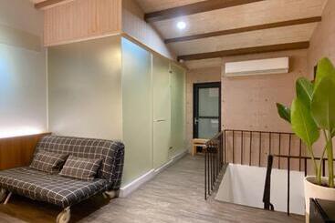 Retkeilymaja 辣虎邸家 Love Here