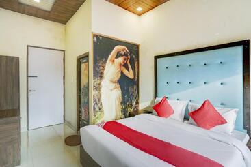 Super Hotel O Haveli Inn