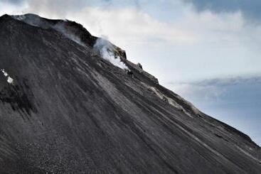 בית מלון כפרי Stromboli Suite Apartment With Terrace Volcano & Sea View