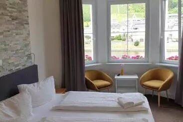 پانسیون Haus Burgfrieden Cochem