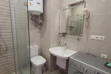 ツーリストアパートメント Gonio Seaside Residence