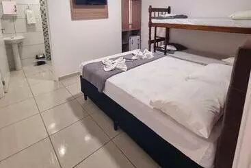 هاستل Pousada Safari