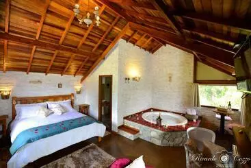 ペンション Pousada Villa Monte Verde