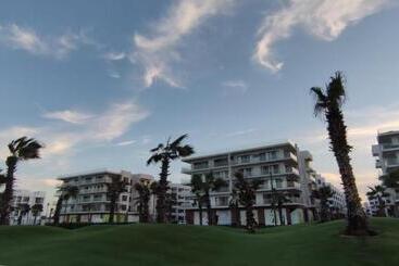 Apartahotel Porto Said بورتوسعيد شاليه غرفه وصاله ارضى