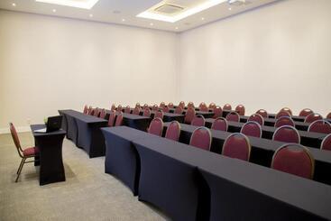 Отель Florença