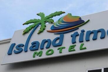 Island Time Motel Kuah