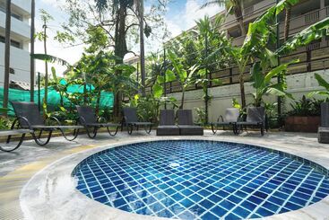 Patong Central Residence And Apartment