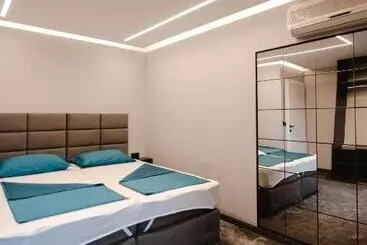 آپارتمان‌های توریست‌ها Villa View Mostar With Jacuzzi & Seasonal Heated Pool