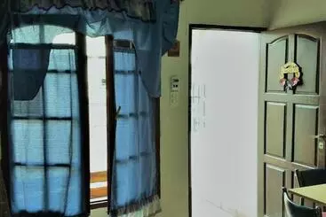 Turistihuoneistot El Aura