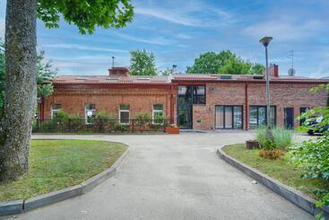 آپارتمان‌های توریست‌ها Exclusive Oldnew Apartments In City Center