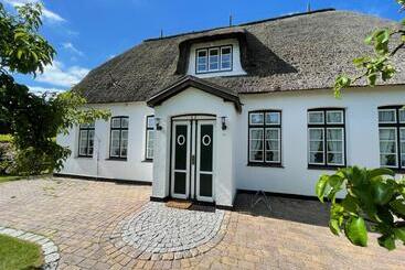 Turistlägenheter Landhaus Tons 3 Liv