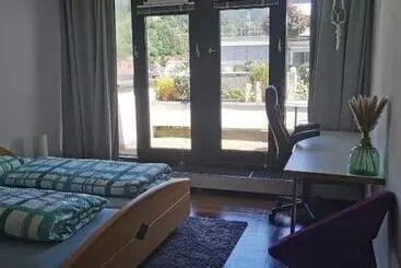 ツーリストアパートメント Terrassenwohnung Mit Toller Aussicht & Zentrumsnah