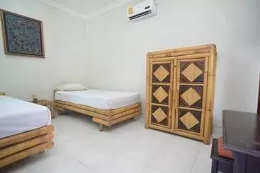 Hotelli Puri Itoma Bungalows