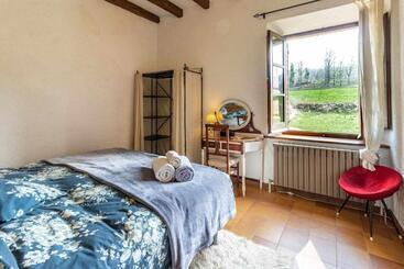 ツーリストアパートメント Mas Casalliques Masovería En El Término De Rupit I Pruit