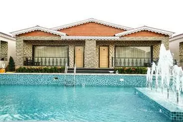 Hotel Grand Beach Resort