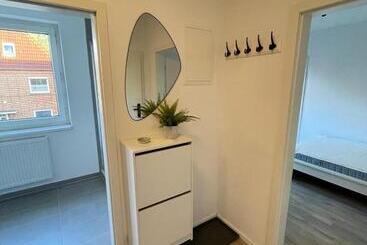 Feddersen Living Kernsanierte Ferienwohnungen   Gemütlich   Netflix   Voll Ausgestattet   Zentral