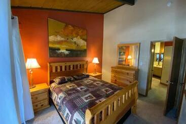 آپارتمانهای توریستها Mammoth Awesome Location 1 Min To Shuttles & Food! Toml Cpan 11402