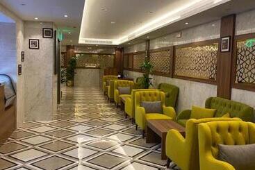 בית מלון כפרי Salsbil Almasi