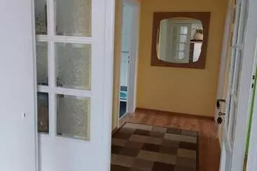 Turistihuoneistot Ferienwohnung Mona Herford