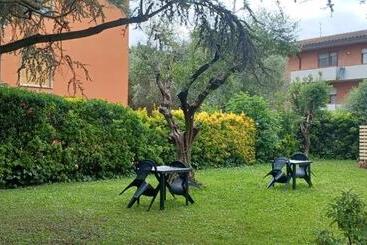 پانسیون Home Sweet Home 1 Affittacamere   Lucca