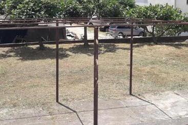 Жильё для туристов Studio Near The Airport Tivat