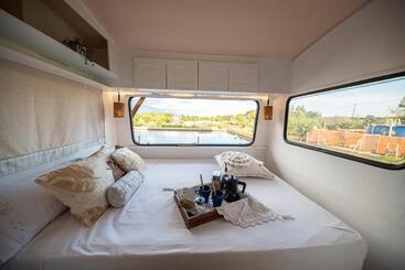 דירות לתיירים Caravana  Glamping Casa Tortuga