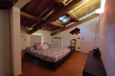 Apartaments turístics La Terrazza Di Elas A Uzzano