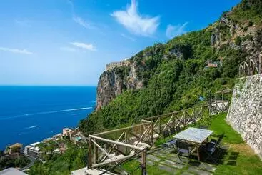 هتل آپارتمان Villa Foglia Amalfi