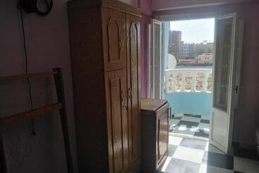 آپارتمان‌های توریست‌ها شقة فندقية   برج نجمة القصر