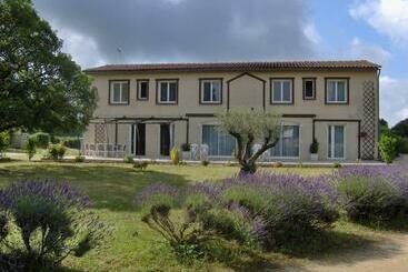 تختخواب و صبحانه Chambres D Hôtes Les Lavandes Rocamadour