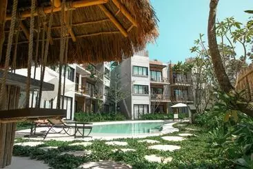 هتل آپارتمان Macondo Tulum