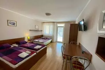 ペンション Apartmánový Dom Flóra